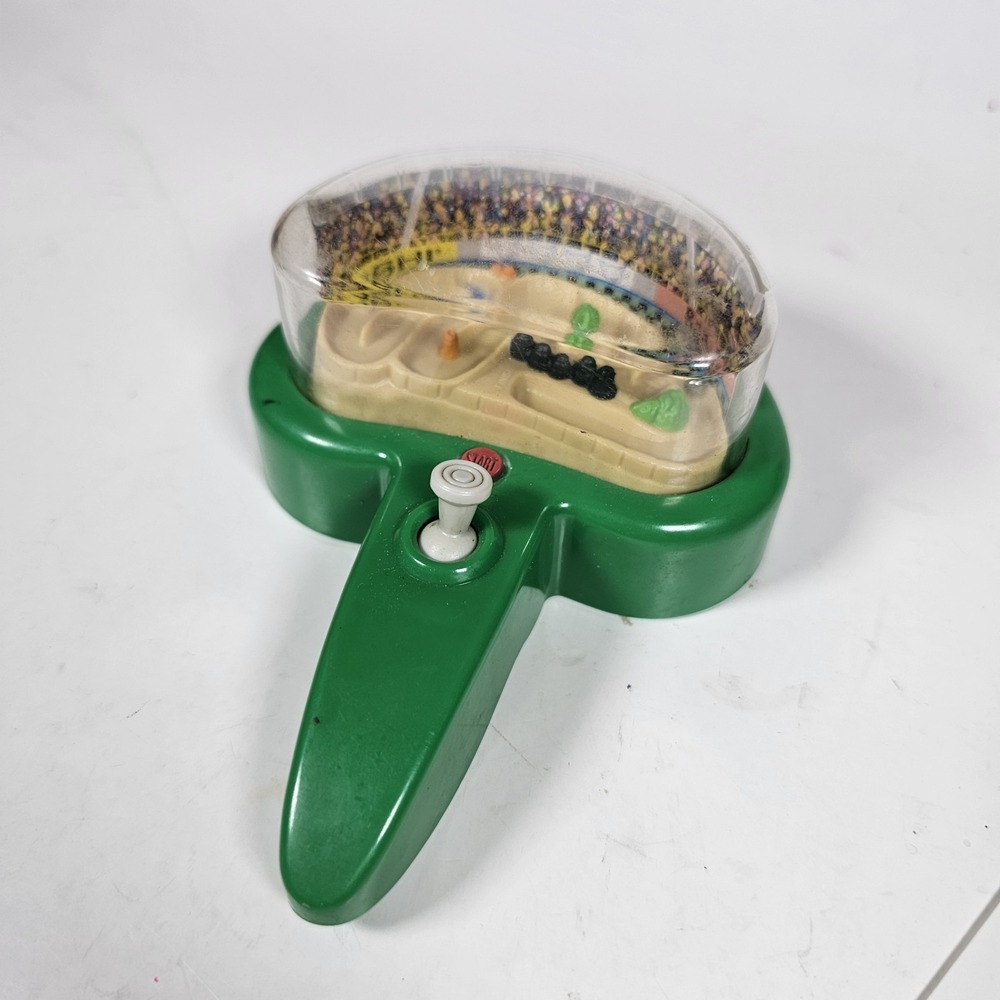 Nintendo Mario Kart 64 Taco Bell 1997 Vintage Controller Maze Collectors Toy